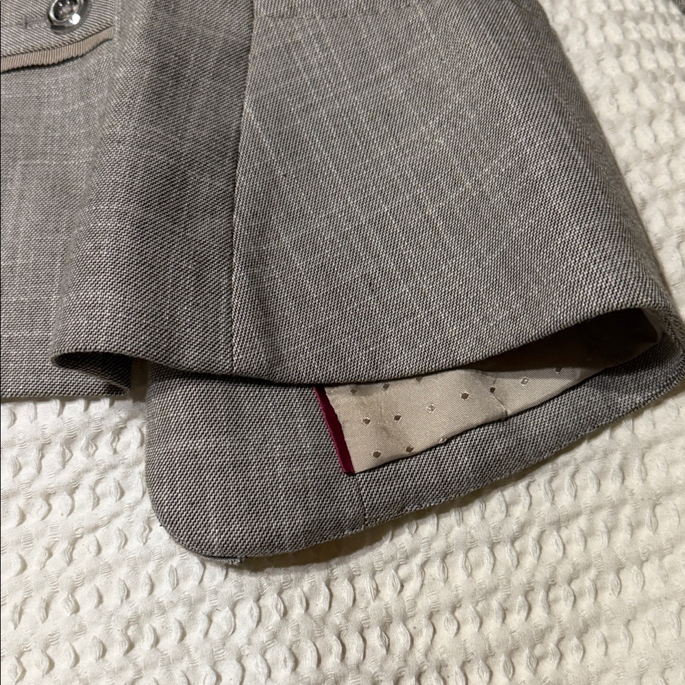 WHBM Suit - Picture 4 of 15